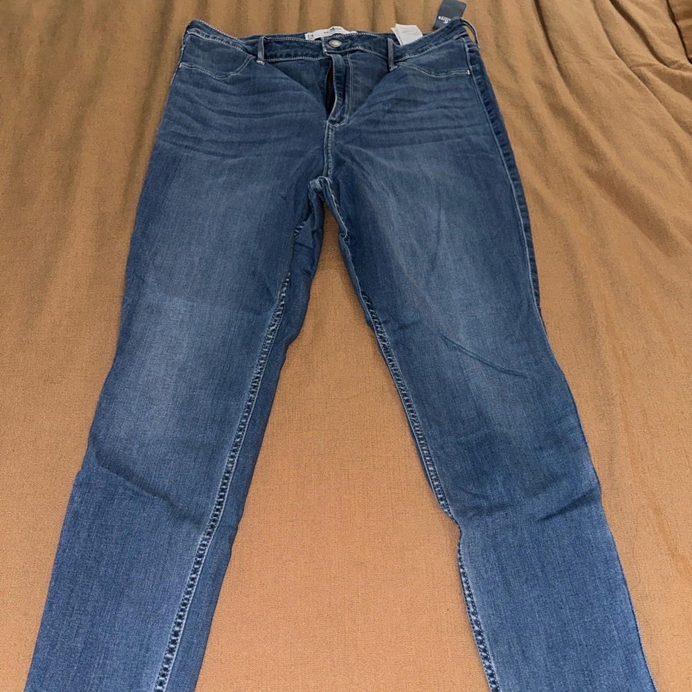 Hollister High Rise Skinny Jeans